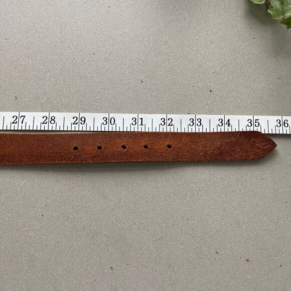 Vintage Women's Embossed Brown Leather Western Boho Silver Buckle Belt - Picture 8 of 8